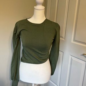 Green crop top